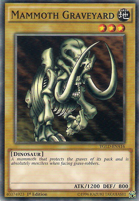 Mammoth Graveyard [YGLD-ENA16] Common | Enigma On Main